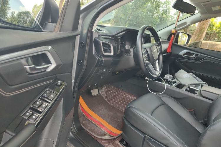 Used Isuzu D-MAX 2023 2.5T Automatic Two-Wheel Drive Diesel Navigation Edition Long Wheelbase Driver Seat