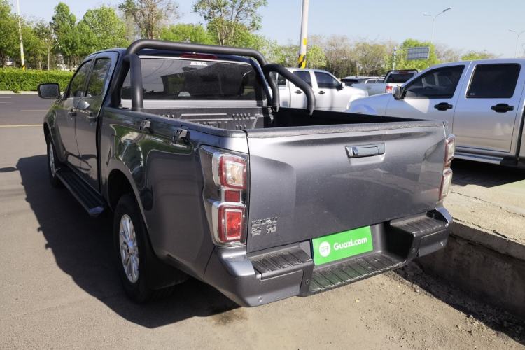 Used Isuzu D-MAX 2023 2.5T Automatic Two-Wheel Drive Diesel Navigation Edition Long Wheelbase Exterior 2
