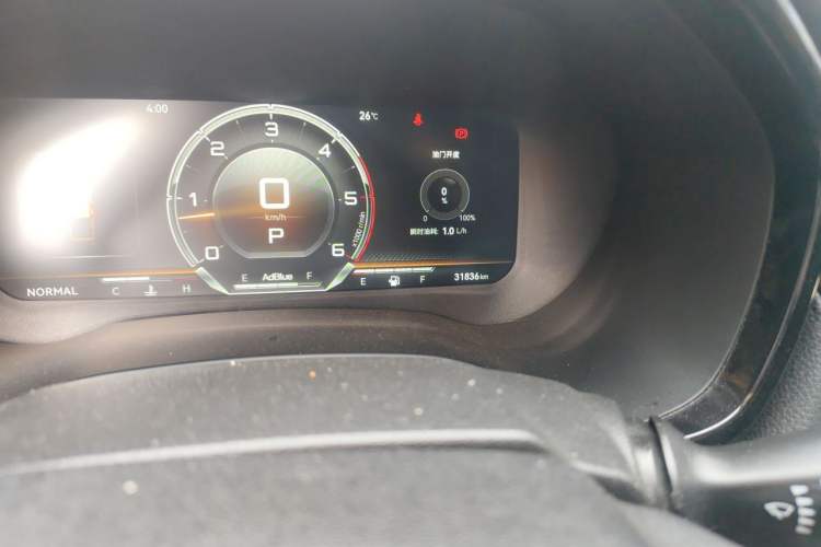 Used Isuzu D-MAX 2023 2.5T Automatic 4x4 Diesel Flagship Version Standard Wheelbase Odometer Close Up