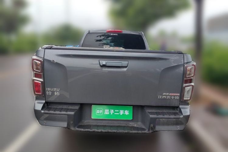 Used Isuzu D-MAX 2023 2.5T Automatic Two-Wheel Drive Diesel Navigation Edition Long Wheelbase Rear
