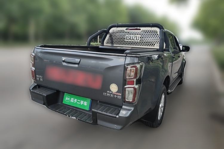 Used Isuzu D-MAX 2023 2.5T Automatic Two-Wheel Drive Diesel Navigation Edition Long Wheelbase Rear Right 45 Deg