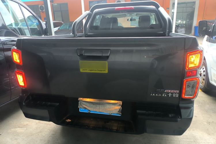 Used Isuzu D-MAX 2023 2.5T Automatic 4x4 Diesel Flagship Long Wheelbase Model Rear