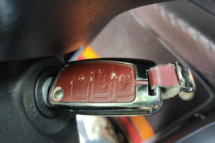 Used Isuzu D-MAX 2023 2.5T Automatic Two-Wheel Drive Diesel Navigation Edition Long Wheelbase Vehicle Key
