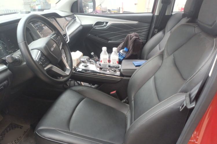 Used Isuzu D-MAX 2023 1.9T Automatic All-Wheel Drive V-CROSS Comfort Edition Left Front Seat