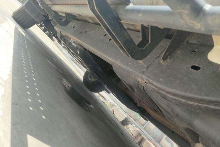 Used Isuzu D-MAX 2023 2.5T Automatic 4x4 Diesel Flagship Long Wheelbase Model Chassis Rear Left
