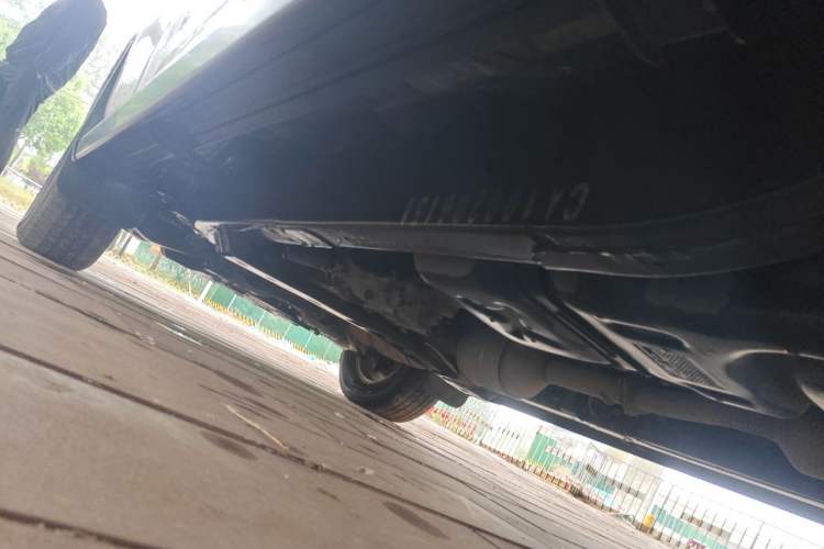 Used Isuzu D-MAX 2023 2.5T Automatic 4x4 Diesel Flagship Version Standard Wheelbase Chassis Rear Left