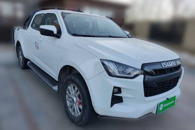 Used Isuzu D-MAX 2023 2.5T Automatic 4x4 Diesel Flagship Long Wheelbase Model Exterior 2