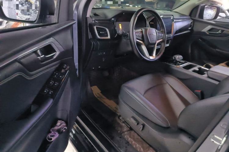 Used Isuzu D-MAX 2024 2.5T Automatic 4x4 Diesel LinkedIn Edition Driver Seat