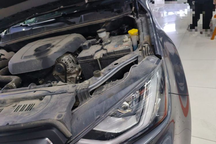 Used Isuzu D-MAX 2024 2.5T Automatic 4x4 Diesel LinkedIn Edition Engine Bay Left