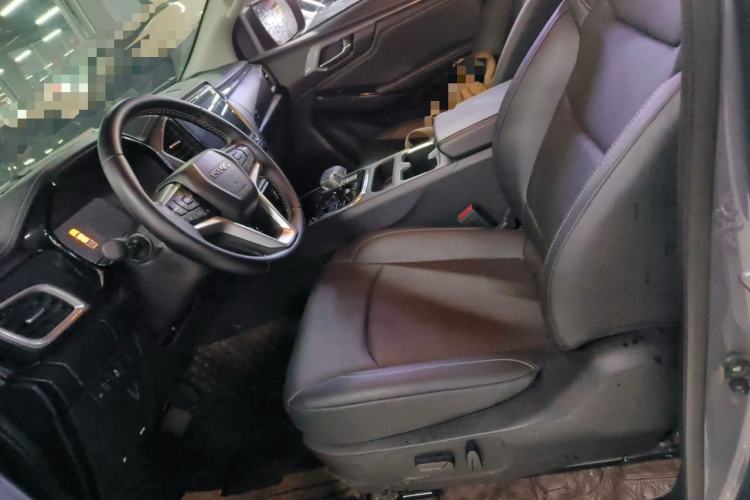 Used Isuzu D-MAX 2024 2.5T Automatic 4x4 Diesel LinkedIn Edition Left Front Seat
