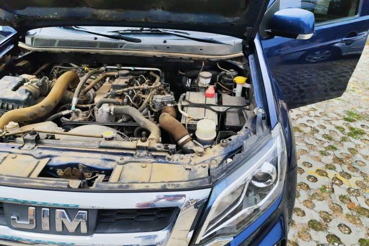 Used Isuzu JLM 2022 2.8T Classic Diesel Two-Wheel Drive Comfort Version with Long Wheelbase – JE493ZLQ6E Engine Bay Left