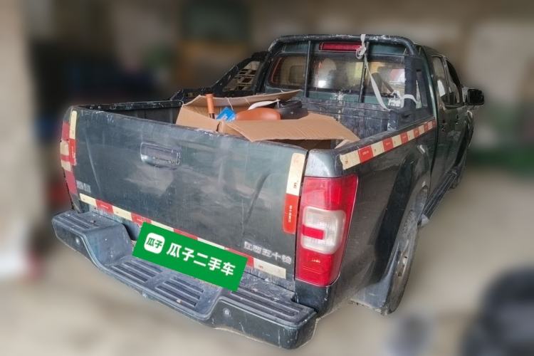 Used Isuzu JLM 2016 2.8T Two-Wheel Drive Extended Cargo Bed Luxury Version JE493ZLQ4CA Rear Right 45 Deg