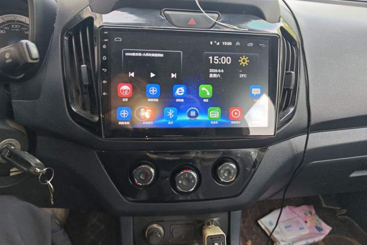 Used Isuzu JLM 2016 2.8T Two-Wheel Drive Luxury Version JE493ZLQ4CA Audio And AC Panel