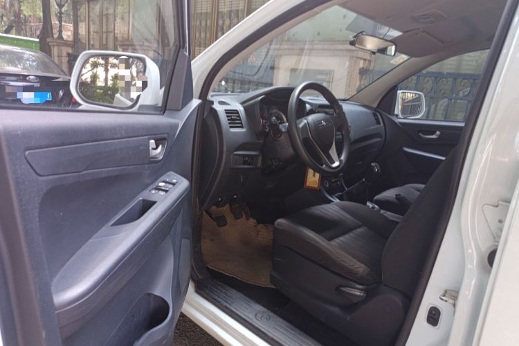 Used Isuzu JLM 2016 2.8T Two-Wheel Drive Luxury Version JE493ZLQ4CA Driver Seat