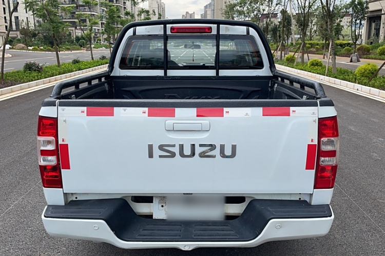 Used Isuzu JLM 2016 2.8T Four-Wheel Drive Ultra-Luxury Version JE493ZLQ4CA Exterior 4
