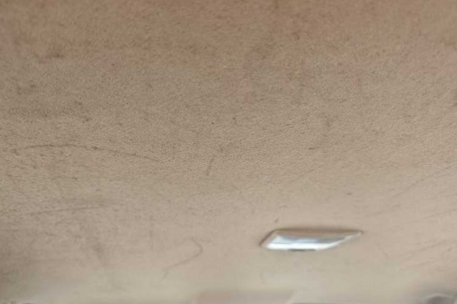 Used Isuzu JLM 2016 2.8T Two-Wheel Drive Luxury Version JE493ZLQ4CA Headliner