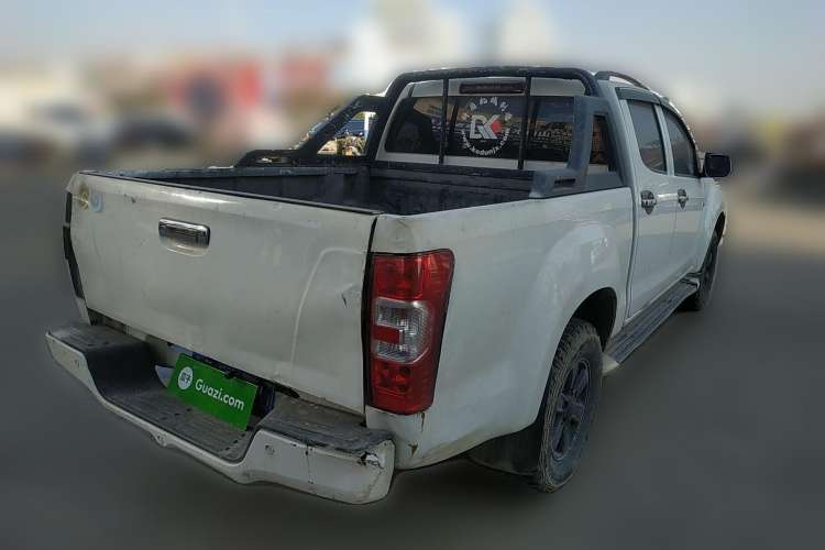Used Isuzu JLM 2016 2.8T Two-Wheel Drive Extended Cargo Bed Luxury Version JE493ZLQ4CA Rear Right 45 Deg