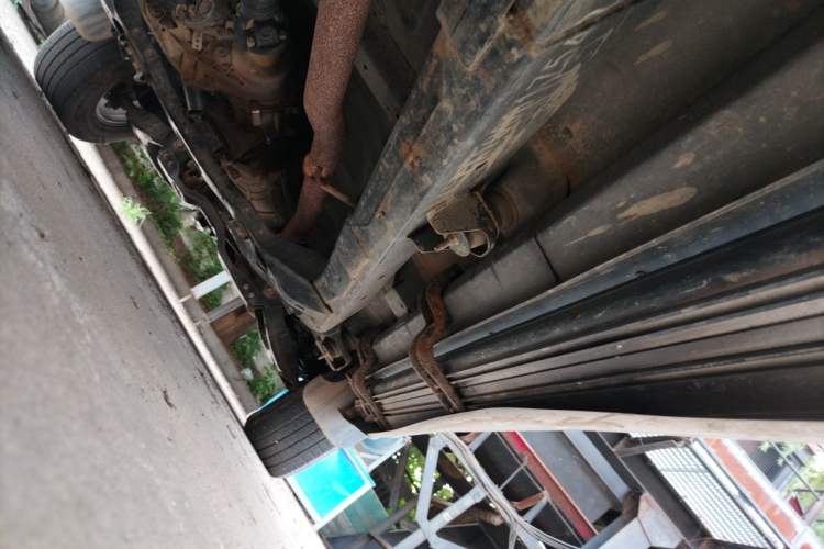 Used Isuzu JLM  Chassis Rear Right