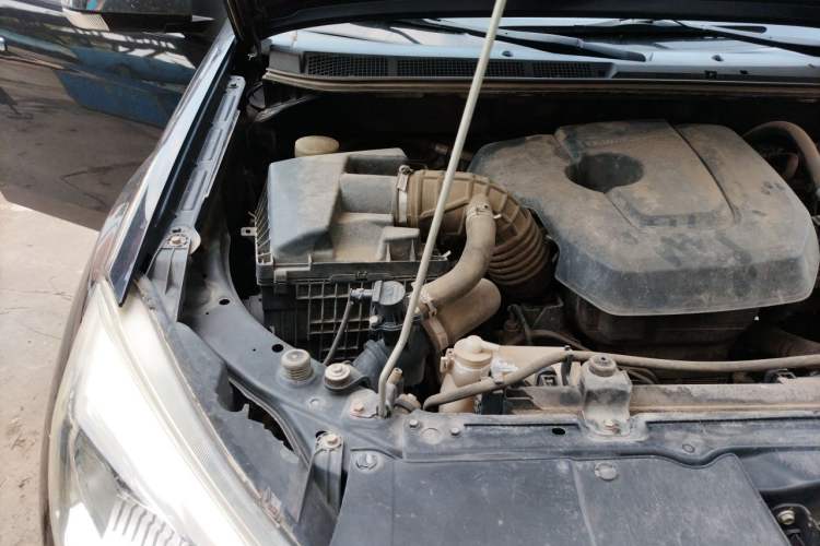 Used Isuzu JLM  Engine Bay Right