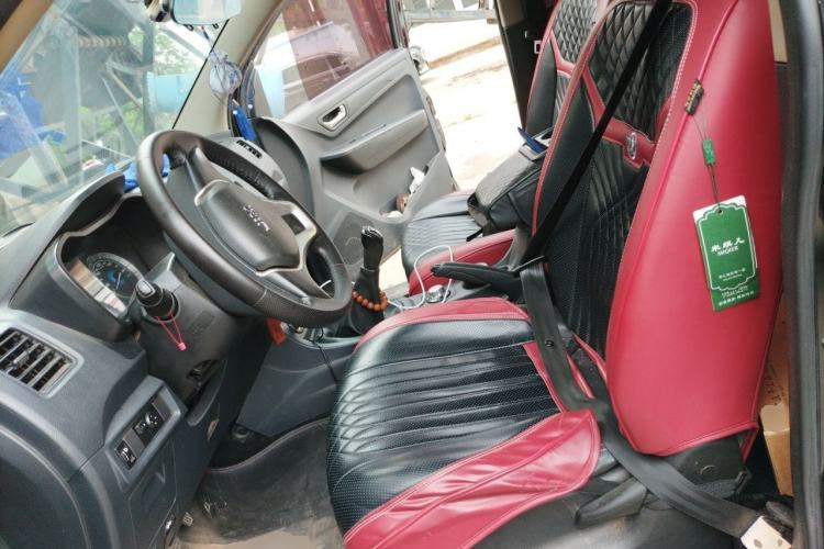 Used Isuzu JLM  Left Front Seat