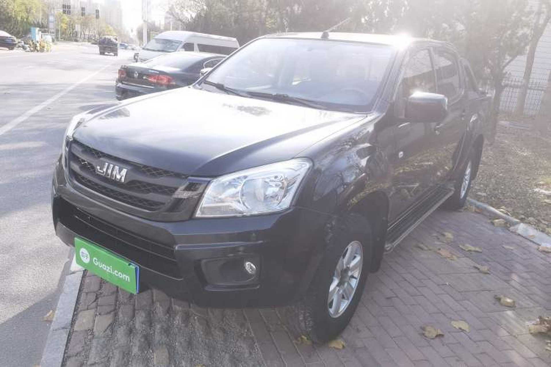 Used Isuzu JLM 2018 2.8T Classic Edition 4x4 Luxury Version JE493ZLQ5F Front Left 45 Deg