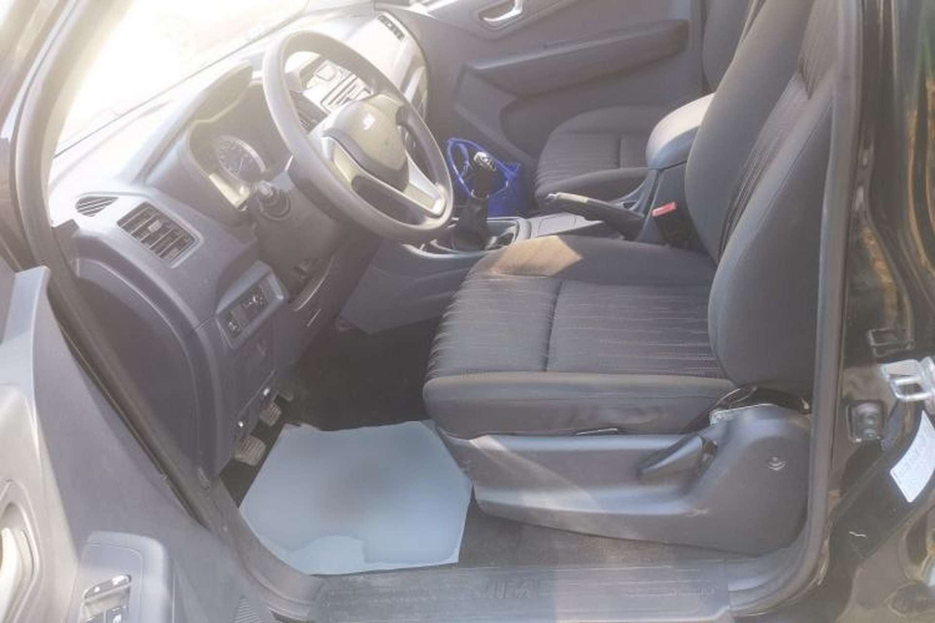 Used Isuzu JLM 2018 2.8T Classic Edition 4x4 Luxury Version JE493ZLQ5F Left Front Seat