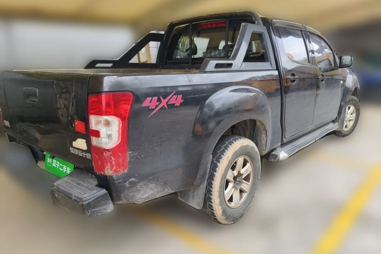 Used Isuzu JLM 2018 2.5T Four-Wheel Drive Diesel Luxury Version with Extended Cargo Bed JE4D25Q5A Rear Right 45 Deg