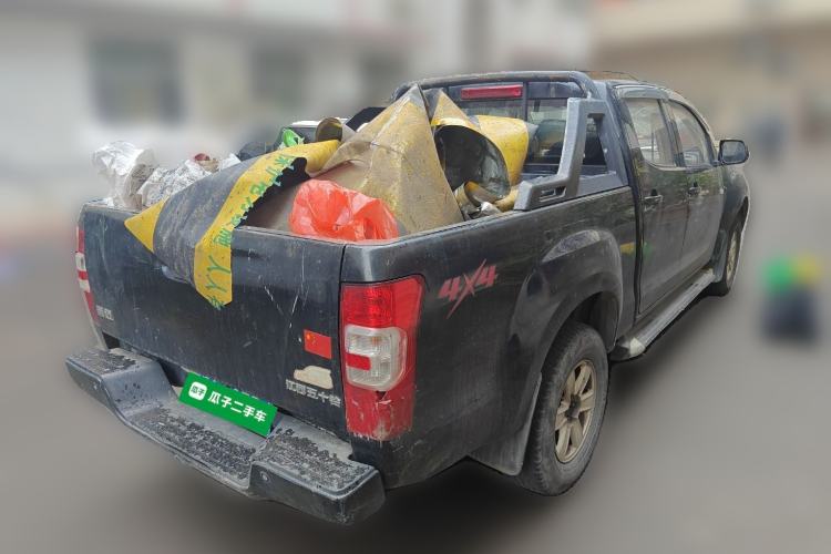Used Isuzu JLM 2018 2.5T Four-Wheel Drive Diesel Luxury Version with Extended Cargo Bed JE4D25Q5A Rear Right 45 Deg
