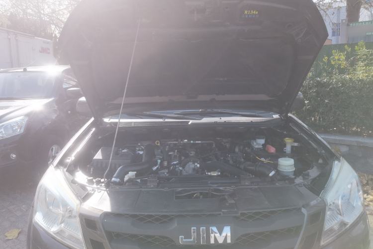 Used Isuzu JLM 2018 2.8T Classic Edition 4x4 Luxury Version JE493ZLQ5F Engine Bay