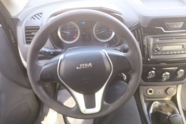 Used Isuzu JLM 2018 2.8T Classic Edition 4x4 Luxury Version JE493ZLQ5F Steering Wheel