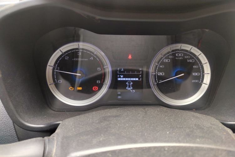 Used Isuzu JLM 2018 2.8T Classic Edition Two-Wheel Drive Luxury Version JE493ZLQ5F Instrument Cluster