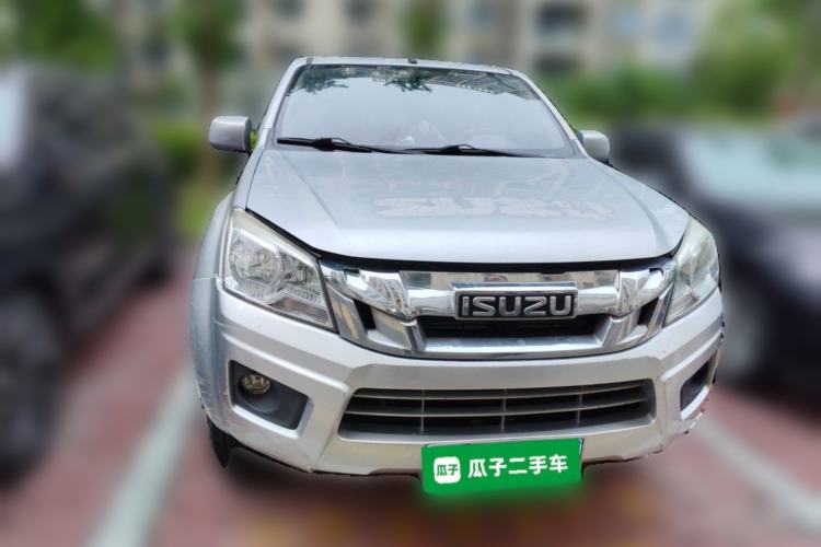 Used Isuzu JLM 2018 2.8T Classic Edition Two-Wheel Drive Luxury Version with Extended Cargo Bed JE493ZLQ5F Front