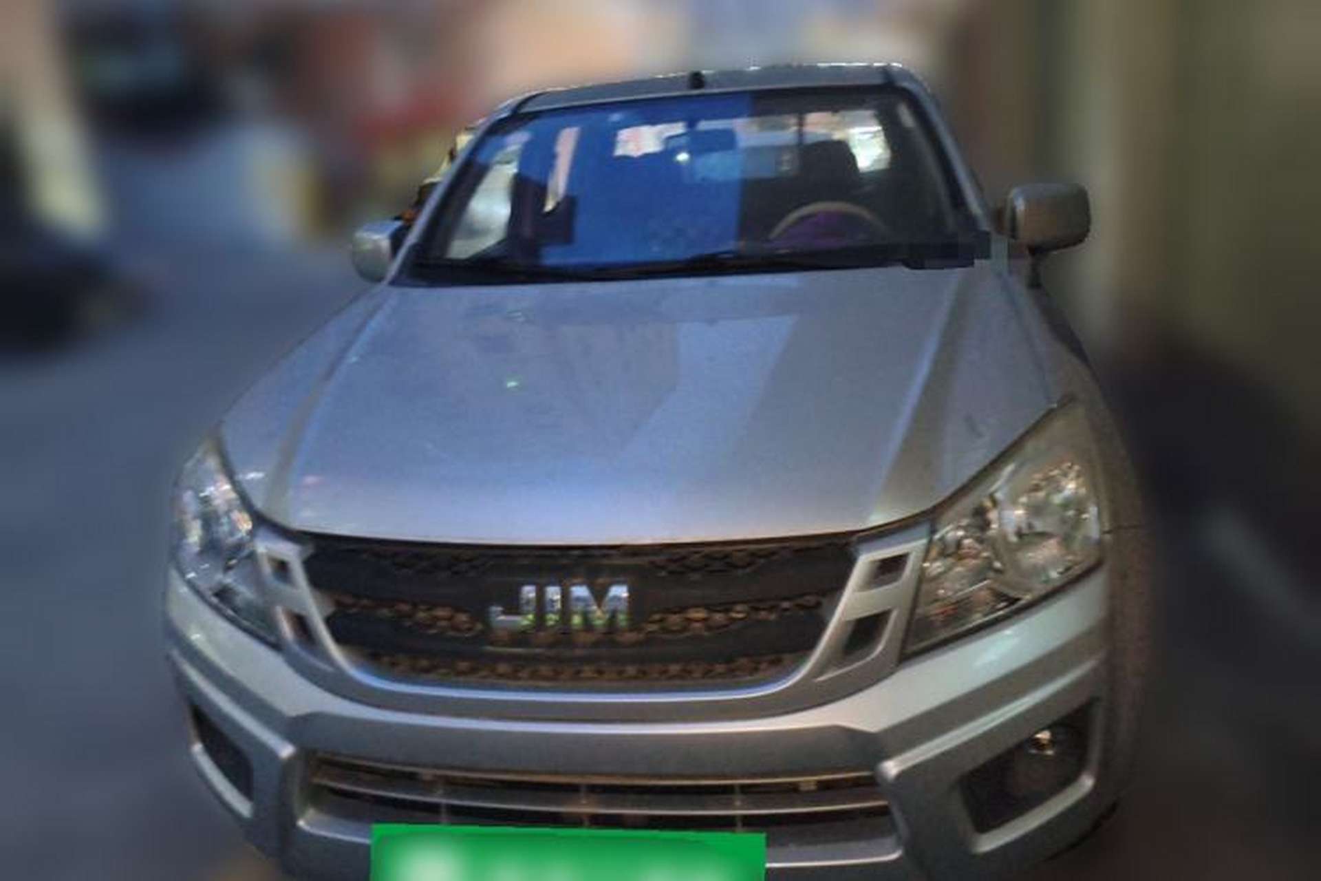 Used Isuzu JLM 2018 2.0T Two-Wheel-Drive Gasoline Ultra-Luxury Version 4K21D4T Front