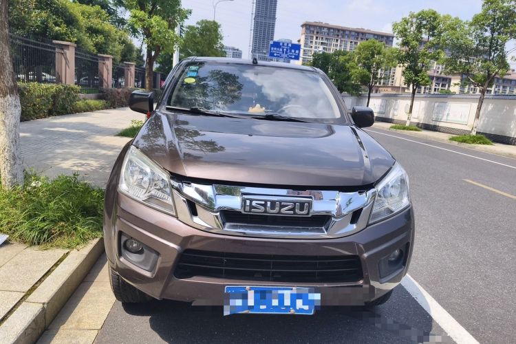 Used Isuzu JLM 2018 2.8T Classic Edition Two-Wheel Drive Luxury Version JE493ZLQ5F Front