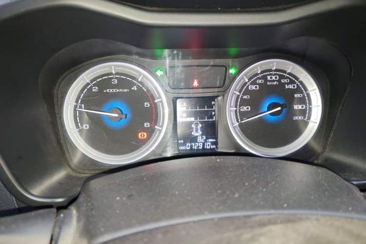 Used Isuzu JLM 2018 2.8T Classic Edition Two-Wheel Drive Luxury Version with Extended Cargo Bed JE493ZLQ5F Instrument Cluster