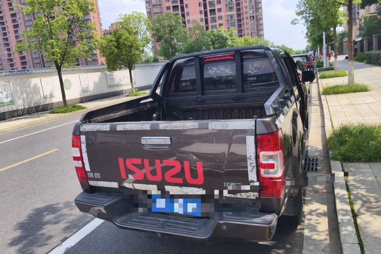 Used Isuzu JLM 2018 2.8T Classic Edition Two-Wheel Drive Luxury Version JE493ZLQ5F Rear