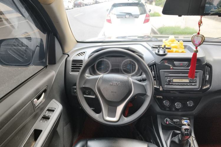 Used Isuzu JLM 2018 2.8T Classic Edition Two-Wheel Drive Luxury Version JE493ZLQ5F Steering Wheel