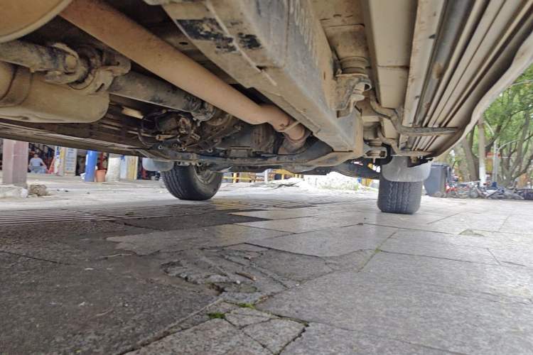 Used Isuzu JLM  Chassis Rear Right