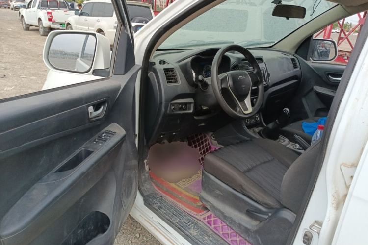 Used Isuzu JLM 2018 2.8T Classic Edition 4x4 Luxury Model with Extended Cargo Bed JE493ZLQ5F Driver Seat