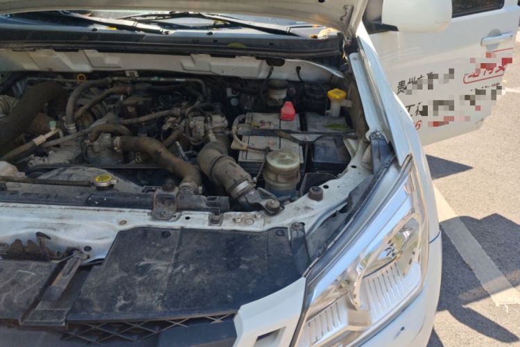 Used Isuzu JLM 2018 2.8T Classic Edition Two-Wheel Drive Luxury Version with Extended Cargo Bed JE493ZLQ5F Engine Bay Left