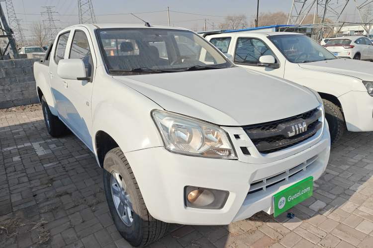 Used Isuzu JLM 2018 2.5T Two-Wheel Drive Diesel Luxury Version with Extended Cargo Bed JE4D25Q5A Front Right 45 Deg