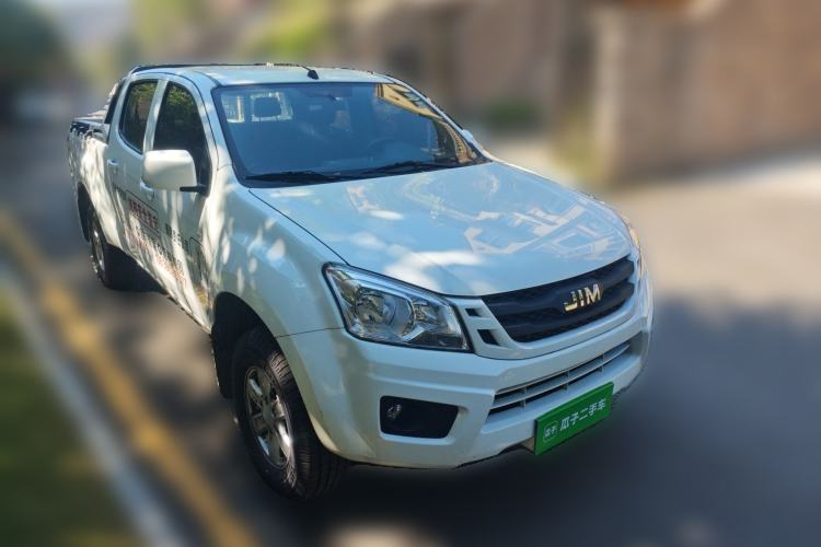 Used Isuzu JLM 2018 2.8T Classic Edition Two-Wheel Drive Luxury Version with Extended Cargo Bed JE493ZLQ5F Front Right 45 Deg
