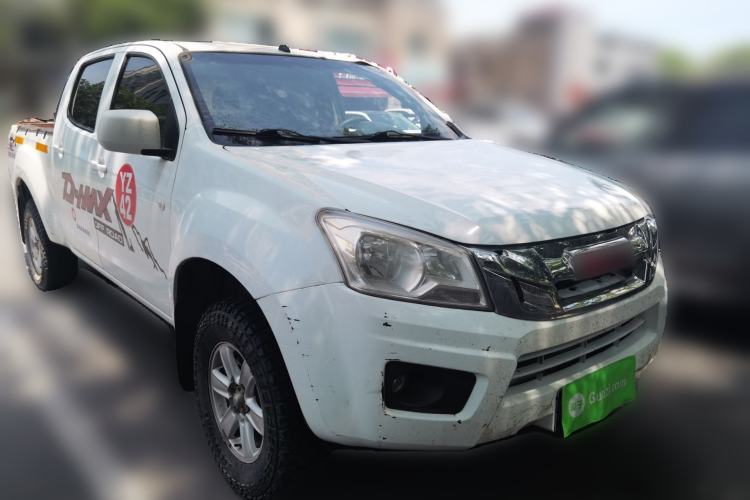 Used Isuzu JLM 2018 2.8T Classic Edition 4x4 Luxury Model with Extended Cargo Bed JE493ZLQ5F Front Right 45 Deg
