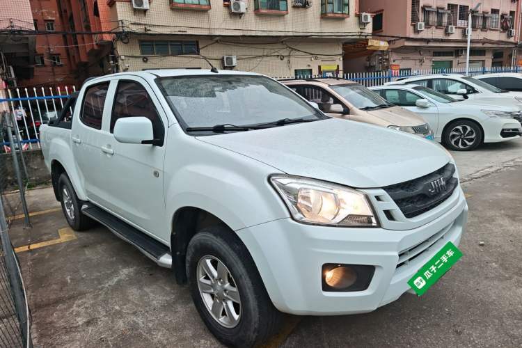 Used Isuzu JLM 2018 2.5T Two-Wheel Drive Diesel Luxury Version JE4D25Q5A Front Right 45 Deg