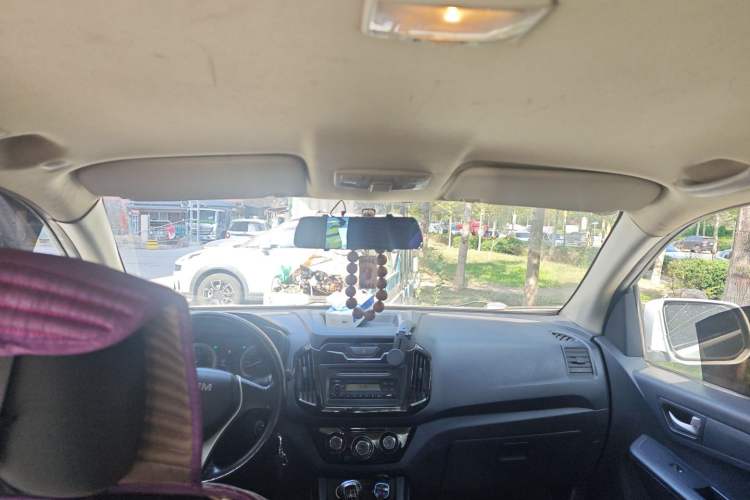Used Isuzu JLM 2018 2.8T Classic Edition Two-Wheel Drive Luxury Version with Extended Cargo Bed JE493ZLQ5F Headliner