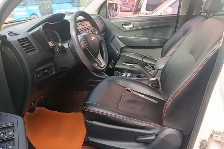 Used Isuzu JLM 2018 2.8T Classic Edition 4x4 Luxury Version JE493ZLQ5F Left Front Seat