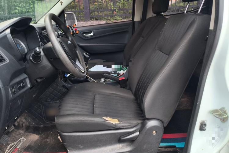 Used Isuzu JLM 2018 2.5T Four-Wheel Drive Diesel Luxury Version JE4D25Q5A Left Front Seat