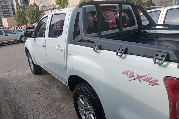 Used Isuzu JLM 2018 2.8T Classic Edition 4x4 Luxury Version JE493ZLQ5F Rear Left 45 Deg