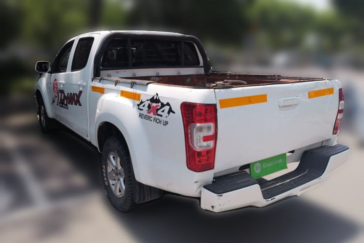 Used Isuzu JLM 2018 2.8T Classic Edition 4x4 Luxury Model with Extended Cargo Bed JE493ZLQ5F Rear Left 45 Deg