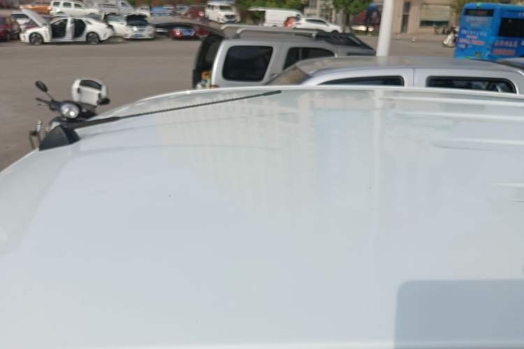 Used Isuzu JLM 2018 2.8T Classic Edition 4x4 Luxury Version JE493ZLQ5F Roof